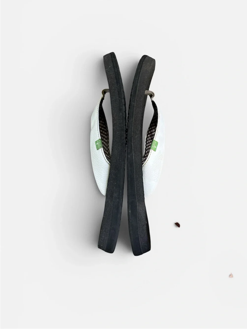 Sanuk Yoga Mat Flip Flop in White SWS2908 Women's Size 9/10